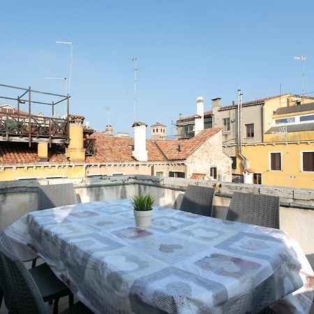 Corte Del Tintor Apartments Veneza Exterior foto