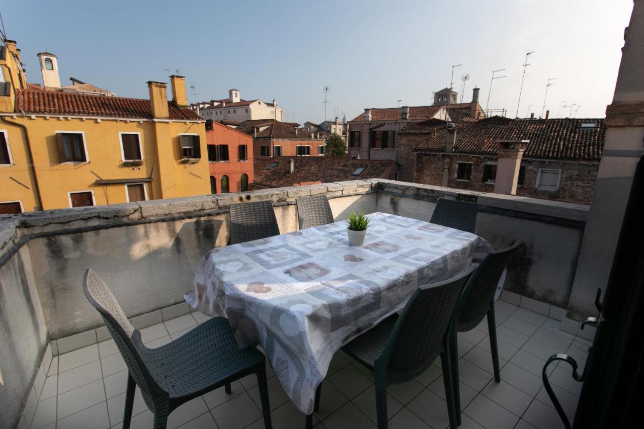 Corte Del Tintor Apartments Veneza Exterior foto